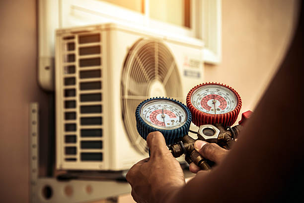 Professional Hvac Installation technician working in Mayville, ND